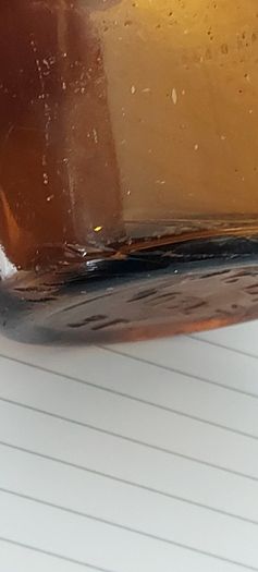 O Connor's kanturk 1/2 pint vintage bottle,,bottle seems to have a defect,around bottom of bottle, holds water no leeks,see pictures,sold as is ,lovely display advertising bottle, collectors items, buyer collects or pays postage thank you,