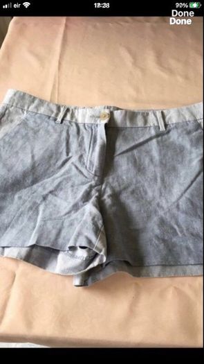 Ladies gap shorts size 12