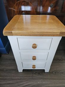 Two bedside lockers with drawers