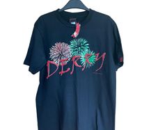 Men's Black T-shirt with 'Derry'logo | Medium |NWT