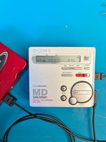 Sony MZ-R70 MiniDisc Walkman Recorder - Serviced & Tested