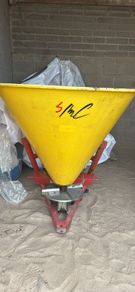 manure spinner 500kg capacity