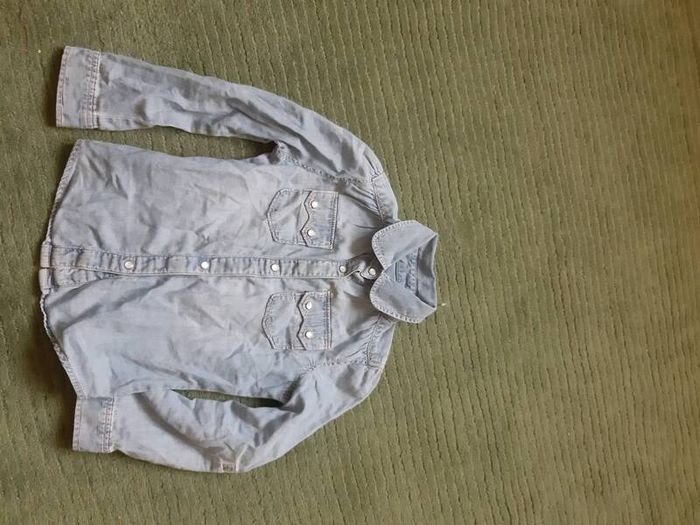 girls GAP shirt size 4-5 years soft jeans