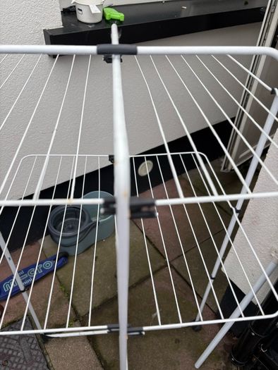 clothes horse