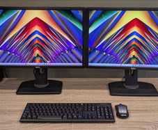 Dell Optiplex 5070 SFF PC Intel i5 8th Gen 24" IPS LCD Win 11 & Office 2024 Pro, 1TB, WiFi