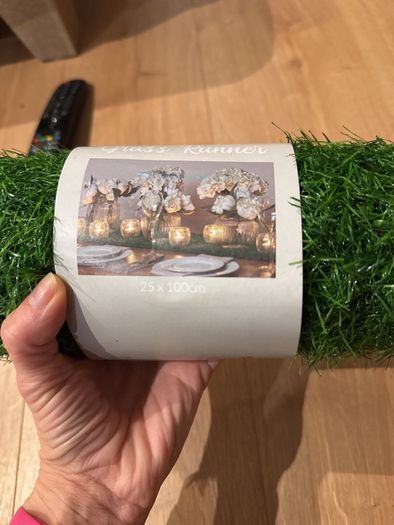 Decorative grass runner 25 x 100 cm