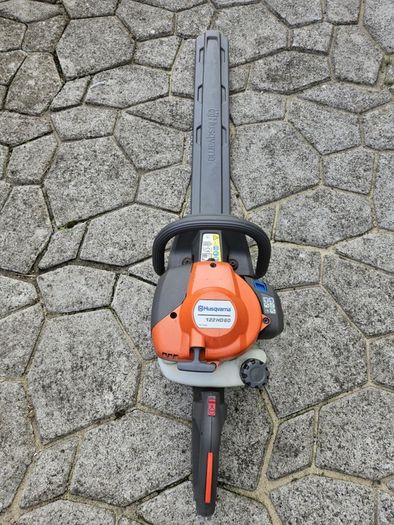 Husqvarna 122hd 60 Hedge Trimmer
