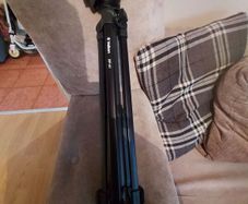 Velbon EF-41 camera stand