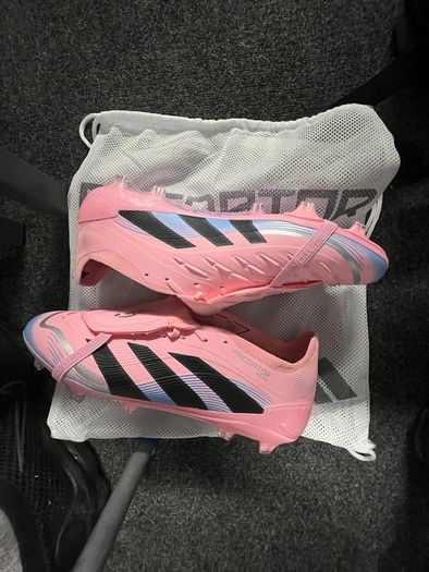 David Beckham Preds For Sale in Clara, Offaly from handy_6908