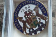 vintage commemorative collectable badge,  militaria
