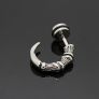 Claw Earrings Image 3