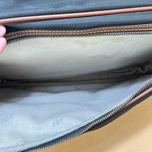 Lark by Samsonite Messenger Cross Body Bag - Vintage - Black