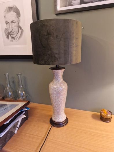 Table lamp