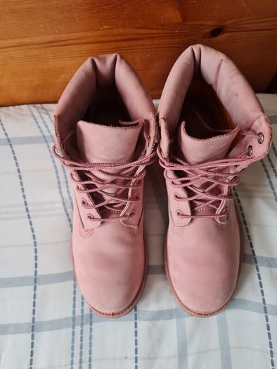 Timberland premium boots Size 7 eu 41 pink suade In excellent condition