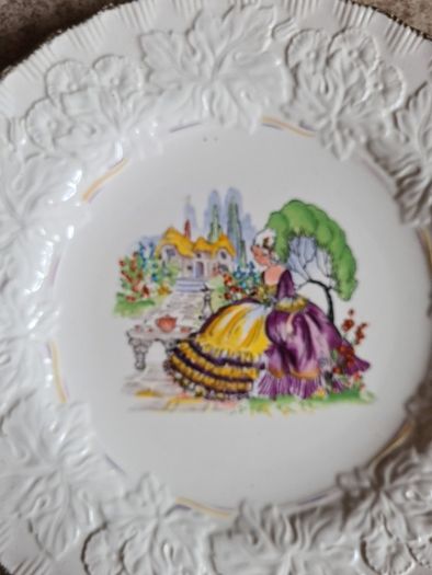 meakin crinoline lady