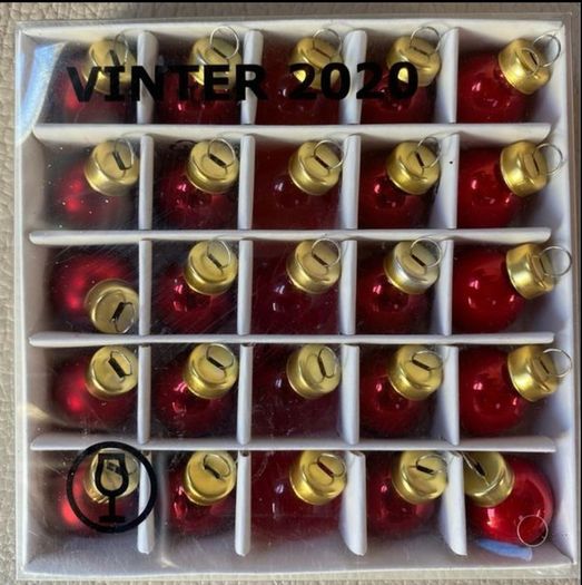 25 mini red baubles