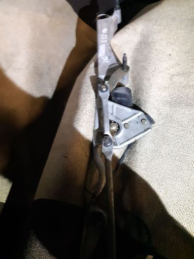 Mercedes- Benz C-klass (W203) 2005 Wiper mechanism