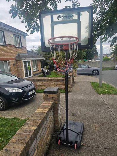 Basketball net