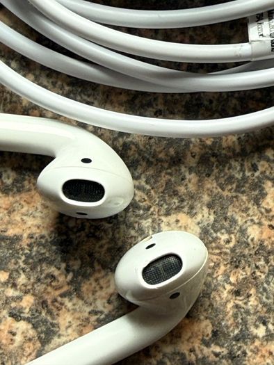 apple airpods 2