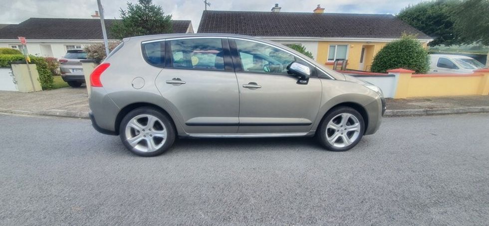 2011 Peugeot 3008 new nct high spec model