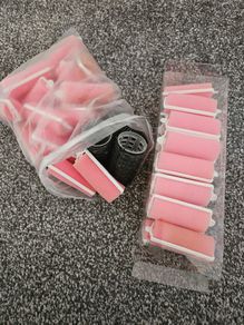 Hair rollers