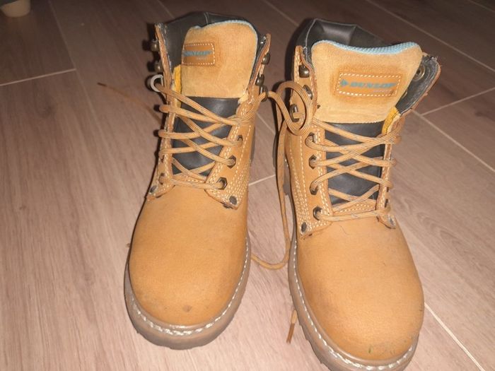 Saftey boots