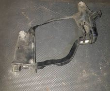 Bmw 5 E60 E61 2007 - 2010 Left Lh N/s Side Headlight Mounting Bracket 158737-00