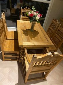 Extendable dining table and sideboard