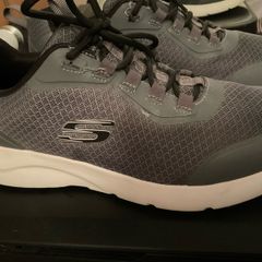 Mens Skechers Dynamight 2 0 like new