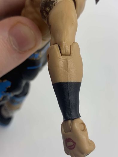 wwe elite series 49 Big Cass & Enzo Amore action figures