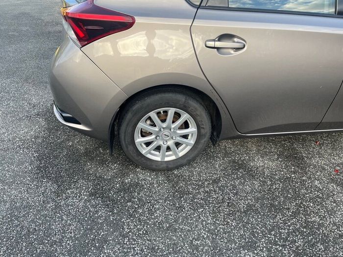 Toyota Auris 2016