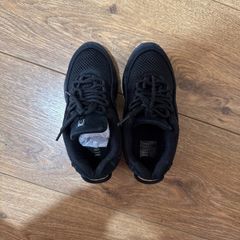 Dance shoes