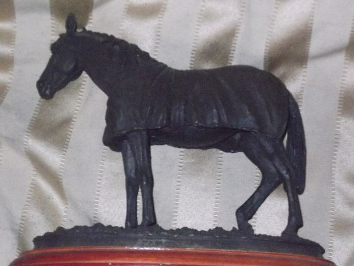 a fine art bronzes genesis horse