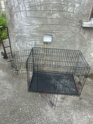 2 dog cages