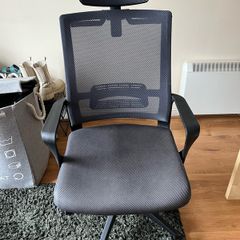 Black office chair - Work from home/Gaming