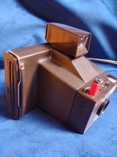 Vintage Polaroid Super Swinger Instant Camera (1970s)