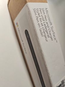 Microsoft Surface Slim Pen and Charger