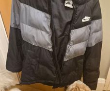 boys hooded Nke coat