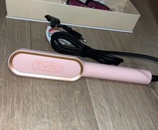 Tymo hair straightener in pink