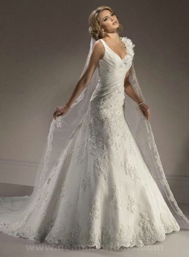 Maggie Sottero 'Florencia' Wedding Gown & Cathedral Veil