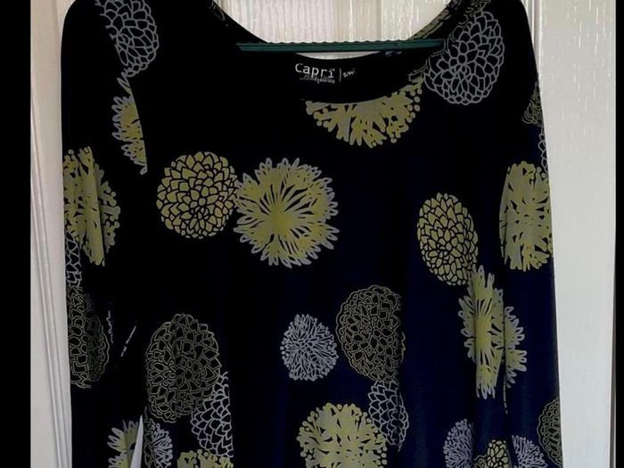 Capri Clothing Black and Chartreuse Floral Long Sleeve Tunic