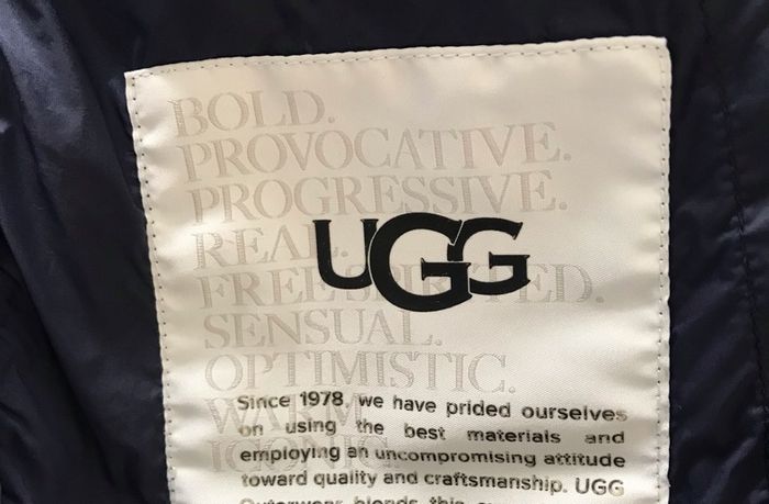 Genuine women's ugg jacket size 10 to 12 small lightweight perfect condition