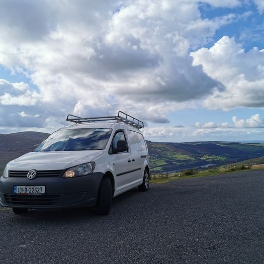 Cosy Volkswagen Caddy Maxi Camper