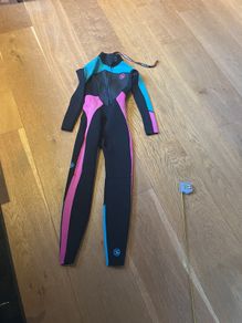 wetsuit
