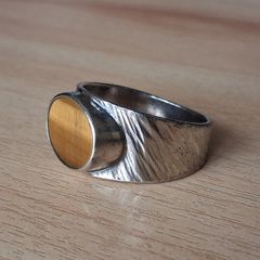 Handmade silver ring with tigers eye stone size Y