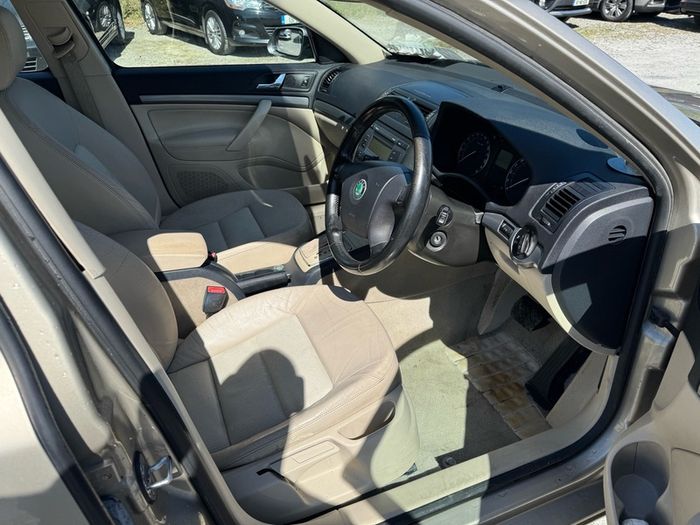 Skoda Octavia 1.6ltr petrol Automatic