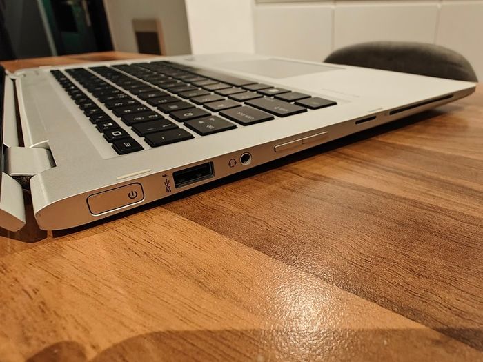 HP Elitebook x360 1030 G2 | i7 | 8GB | 256GB | 13.3" FHD 360 Rotated Touchscreen| Win11