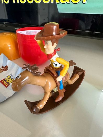 Toy Story, giant Kinder toy