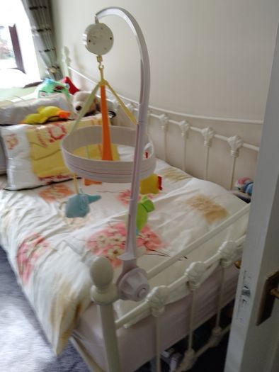 Cot Mobile Set