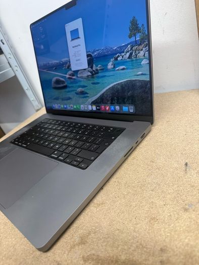 Apple Macbook Pro A2485 16"-M1 Pro-32GB RAM-500GB SSD-Excellent condition